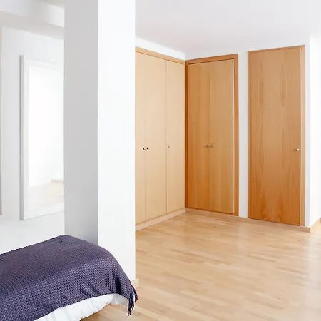 Fira Duplex