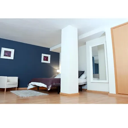 شقة Fira Duplex