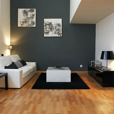 شقة Fira Duplex